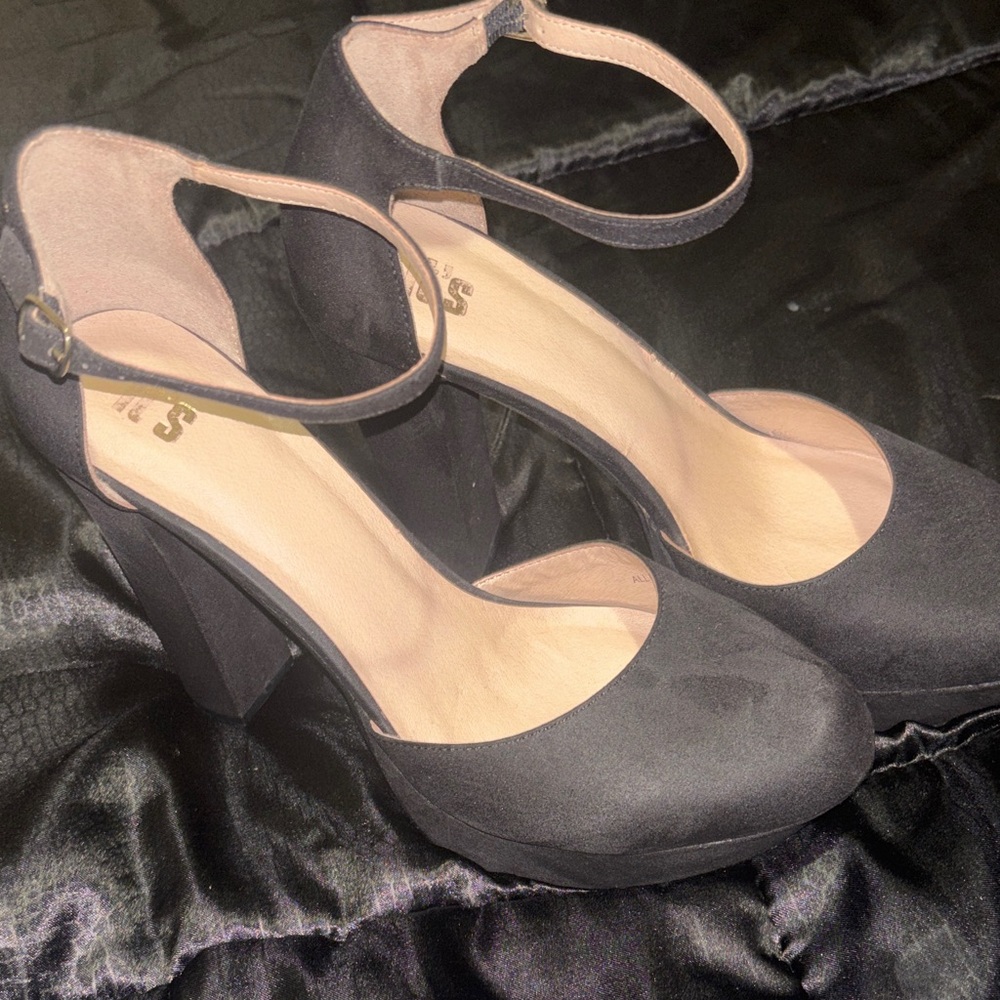 Elegant Black Women's Heels